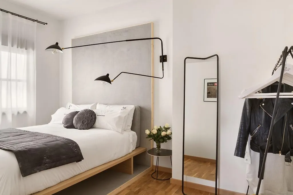 Halcyon Days Designer Apartments By Ana Locking Málaga