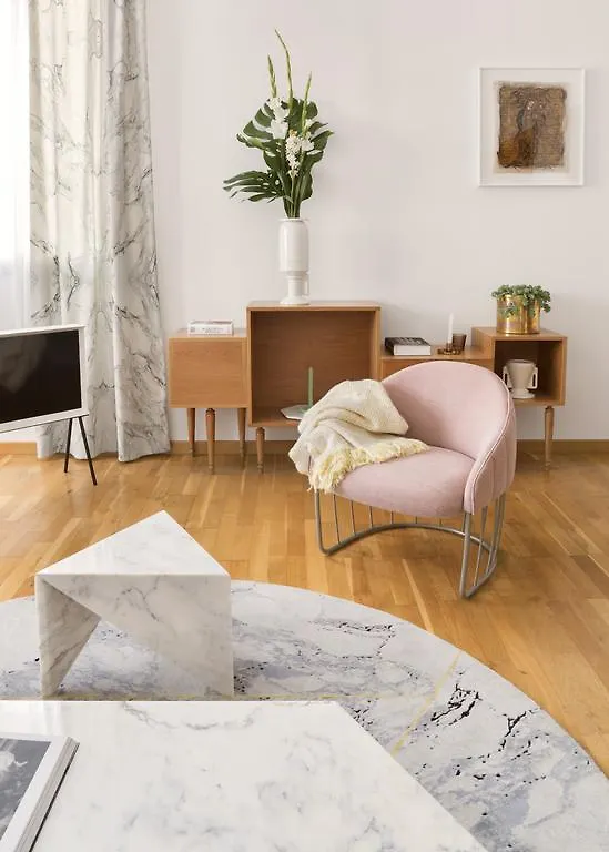 Halcyon Days Designer Apartments By Ana Locking Málaga Espagne
