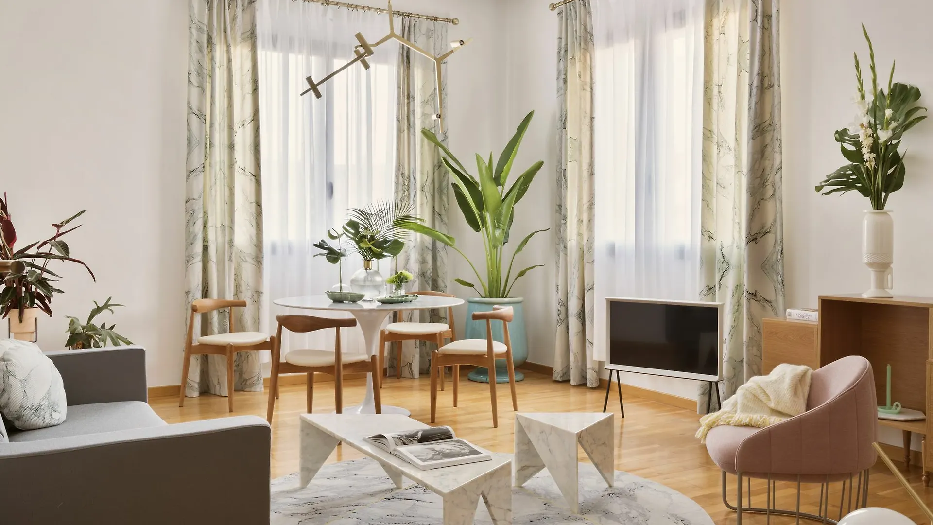 Halcyon Days Designer Apartments By Ana Locking Málaga